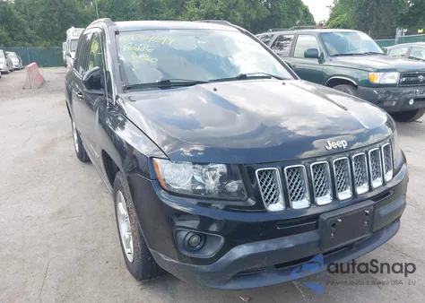 2016 Jeep Compass Latitude z USA, uszkodzony, nr VIN 1C4NJCEA3GD783291